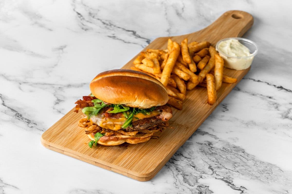 Zest BBQ Bacon Cheese Burger