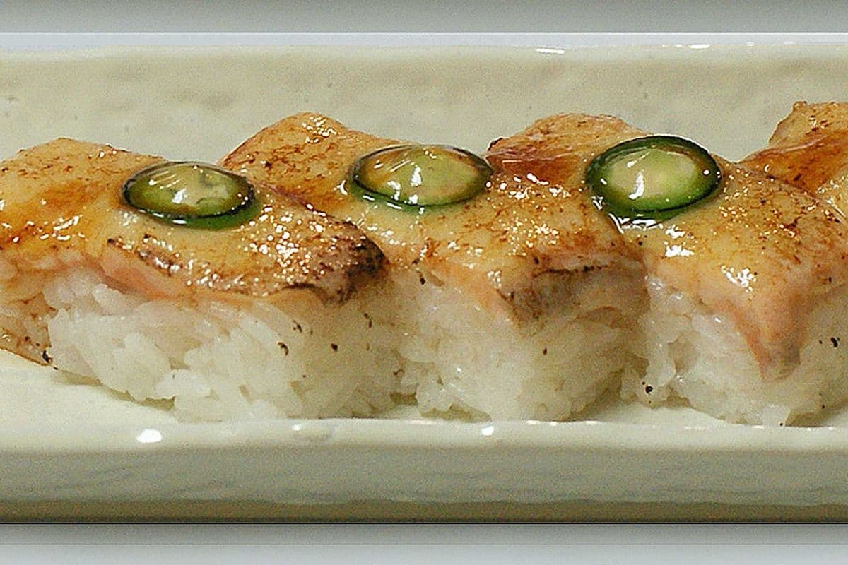 Creamy Mayo Salmon Oshi
