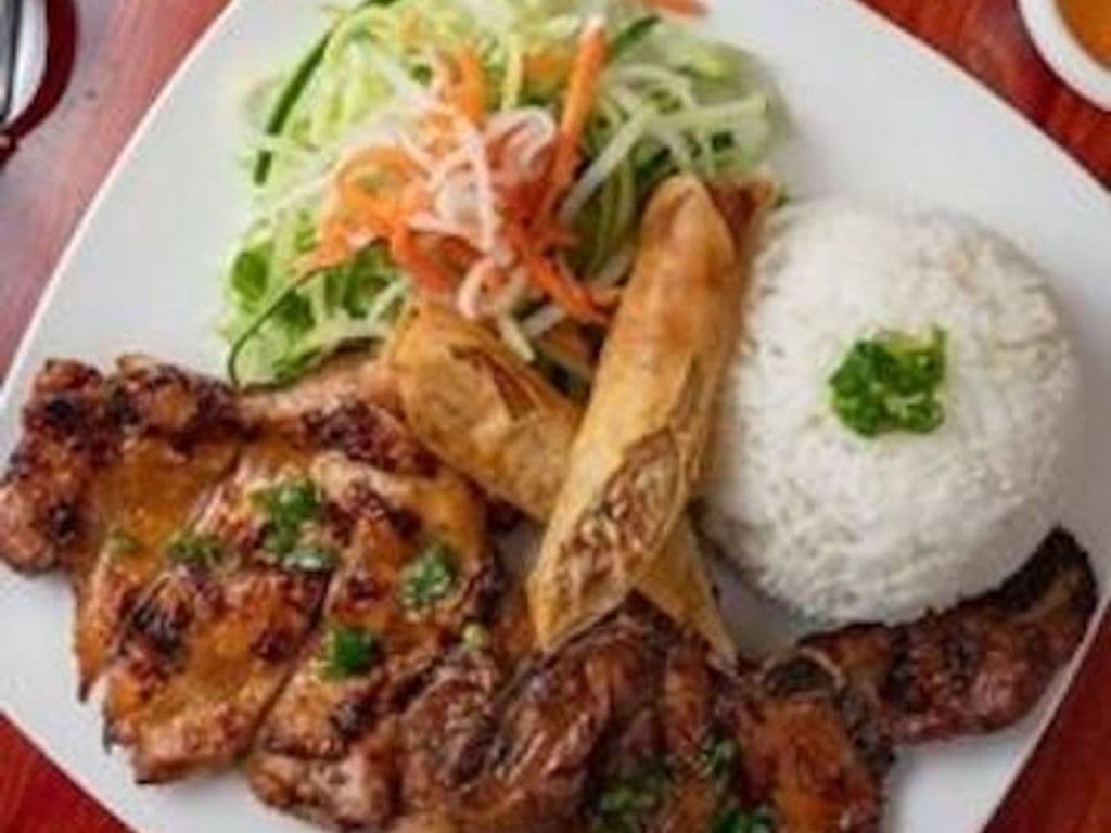 Com Ga Nuong, Suon Nuon, Cha Gio