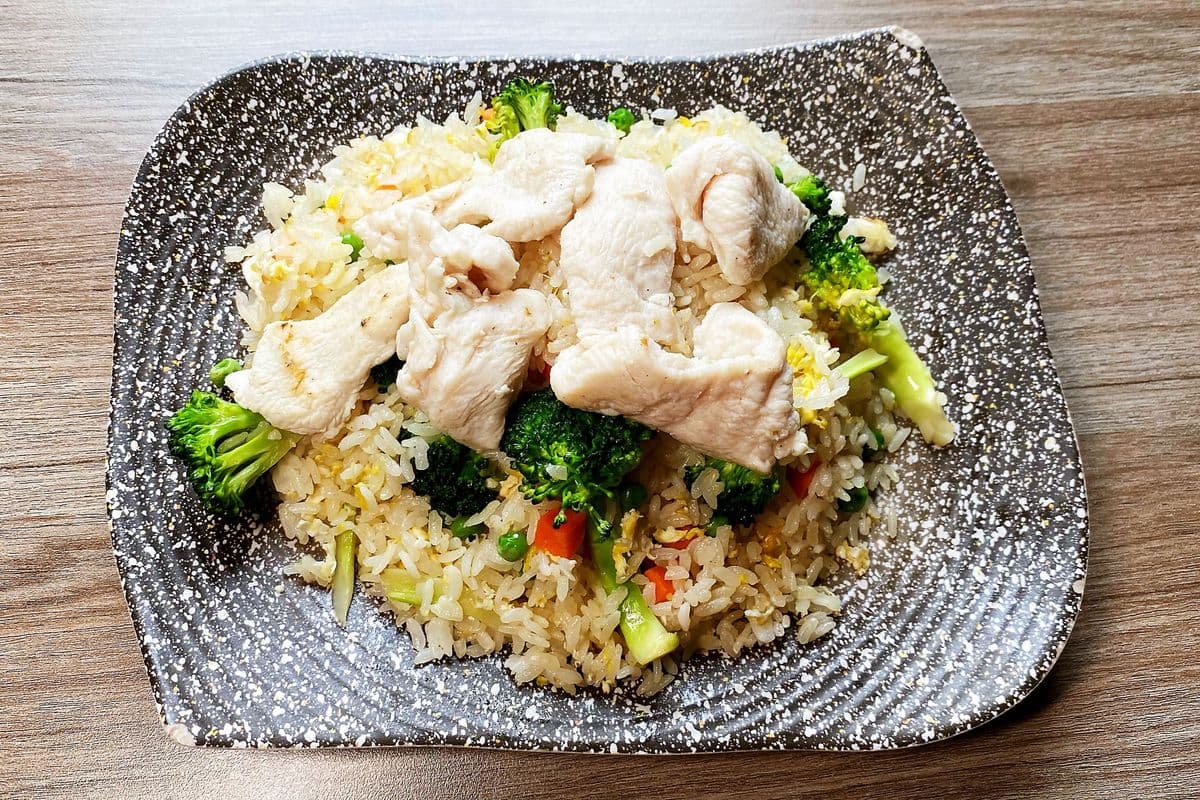 41. Riz frit au poulet