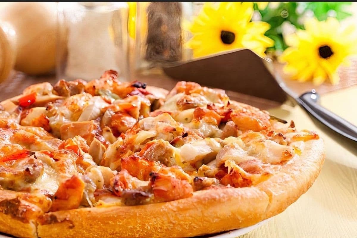 Jerk Chicken Pizza