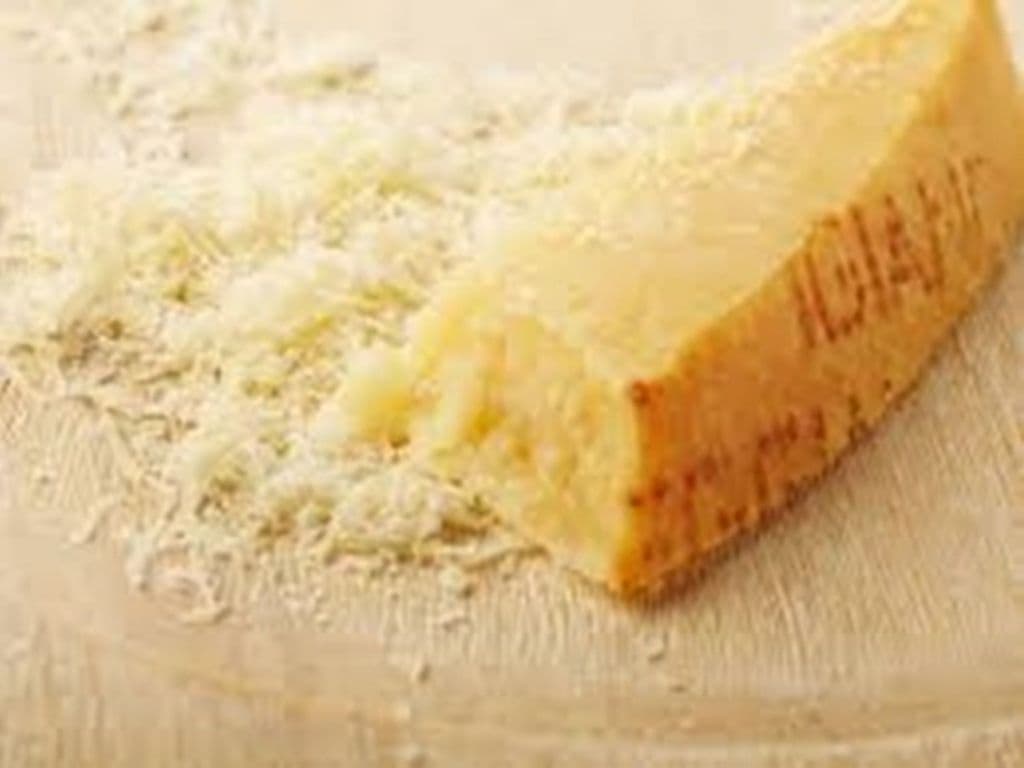 Fromage Parmesan Rapé / Grated parmesan Cheese