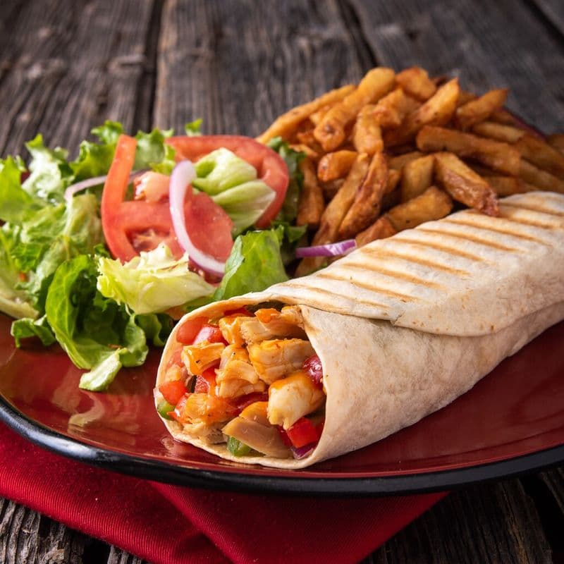 Assiette wrap suprême de poulet / Chicken Supreme Wrap Plate