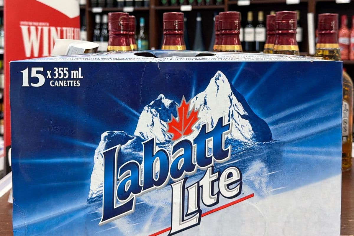 Labatt Lite 15 cans (1 x 15 x 355 ml cans)