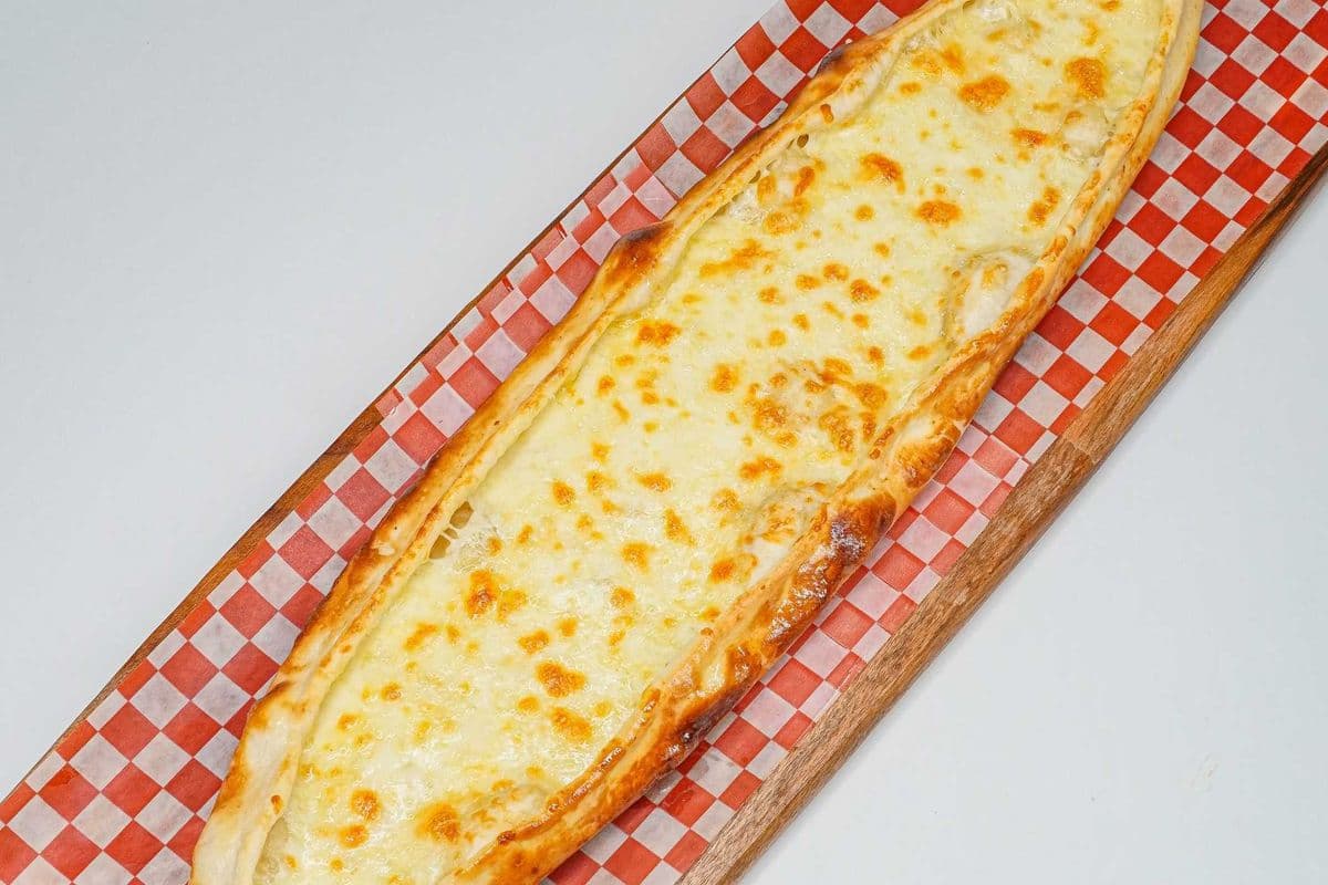 Cheese Pide