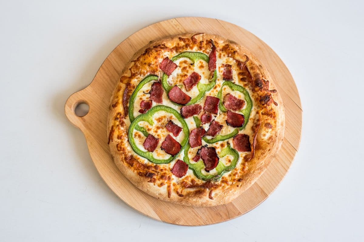 1 Pizza du Chef 10" / 1 Chef's Pizza 10"