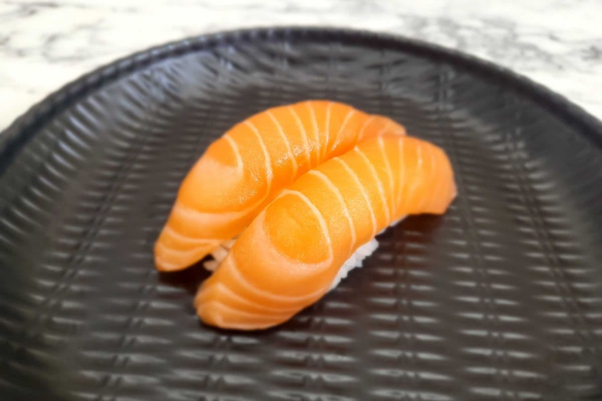 NS3. Salmon (Atlantic Sake) (2 pcs)