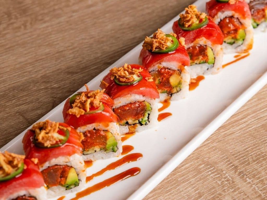 Spicy Red Rose Roll (Chef's Recomended)