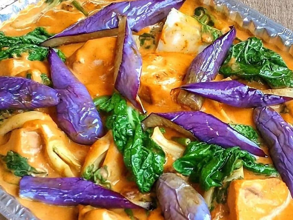 BB. Peanut-Garlic Beef Stew | Beef Kare Kare