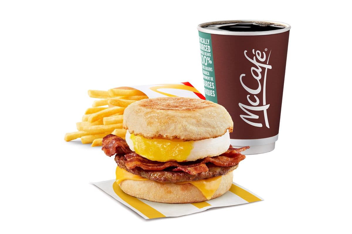 Mighty McMuffin Extra Value Meal [753.0 Cals]