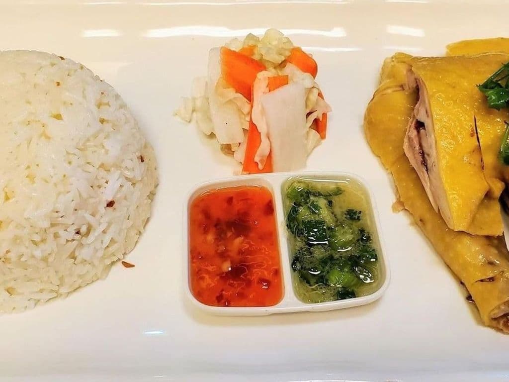 R7. 海南雞飯  Hainan Chicken