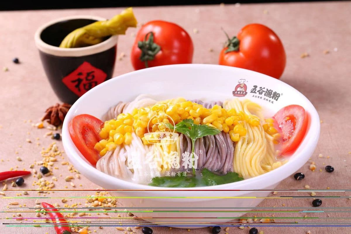 Grains Rice Noodle with Raw Corn