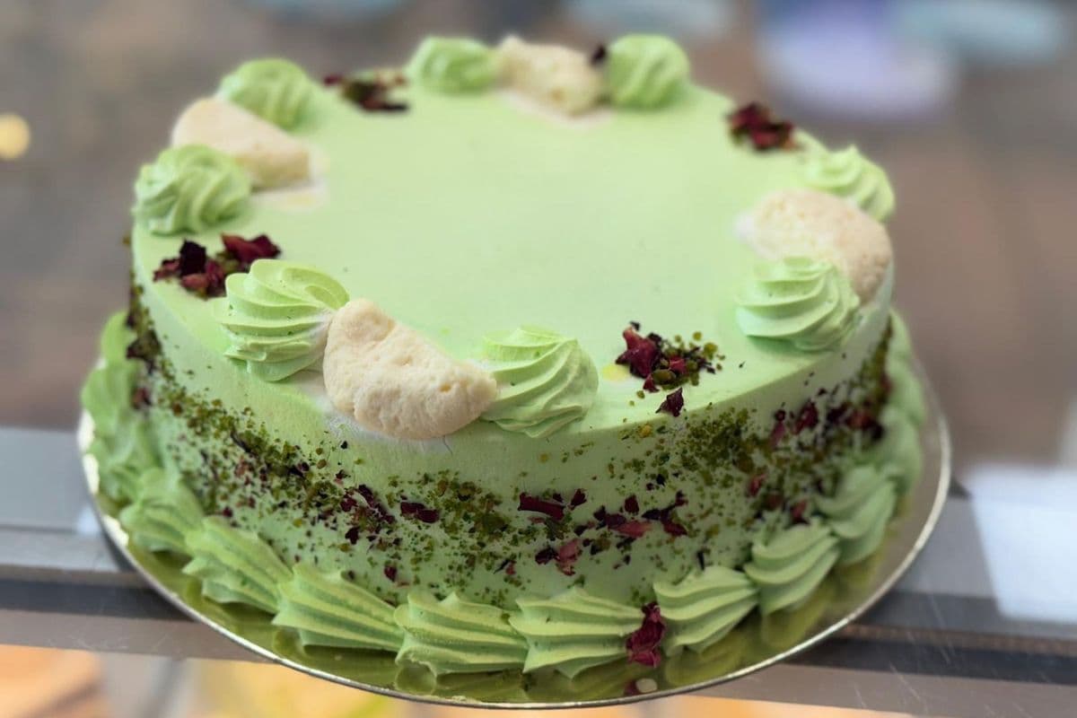 Rasmalai Cake 6" Round Eggless