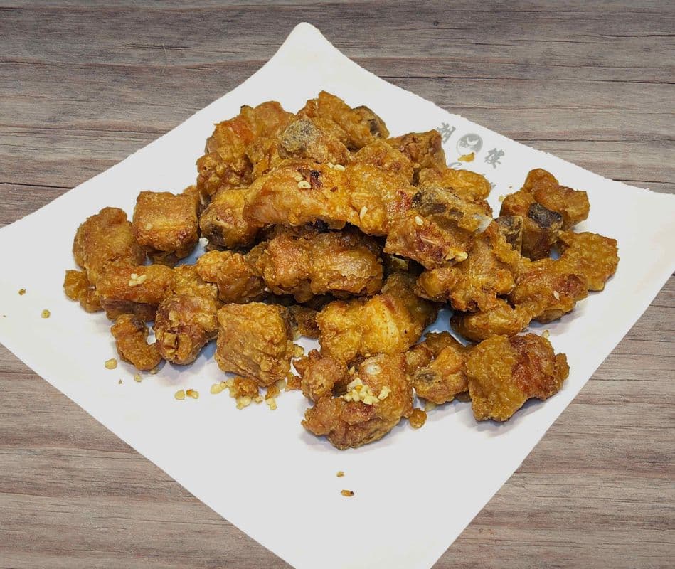 Dried Garlic Spareribs / 蒜子乾骨