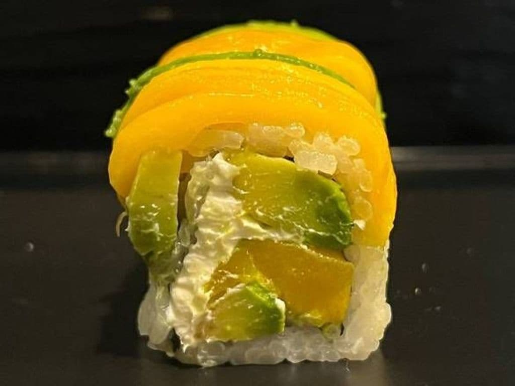Mango Paradise Roll