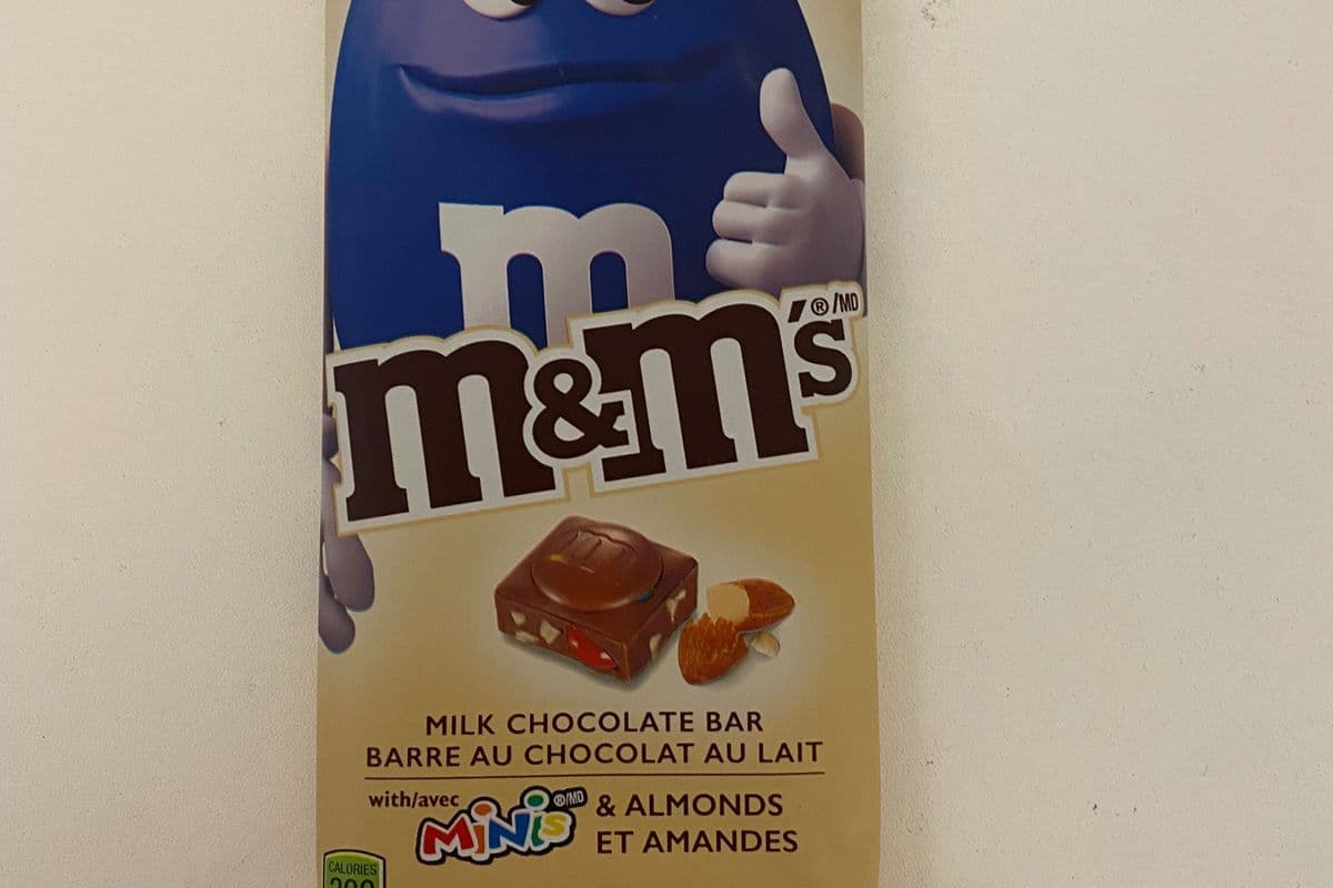 M&M Almond Milk Chocolate-Bar (110 g)