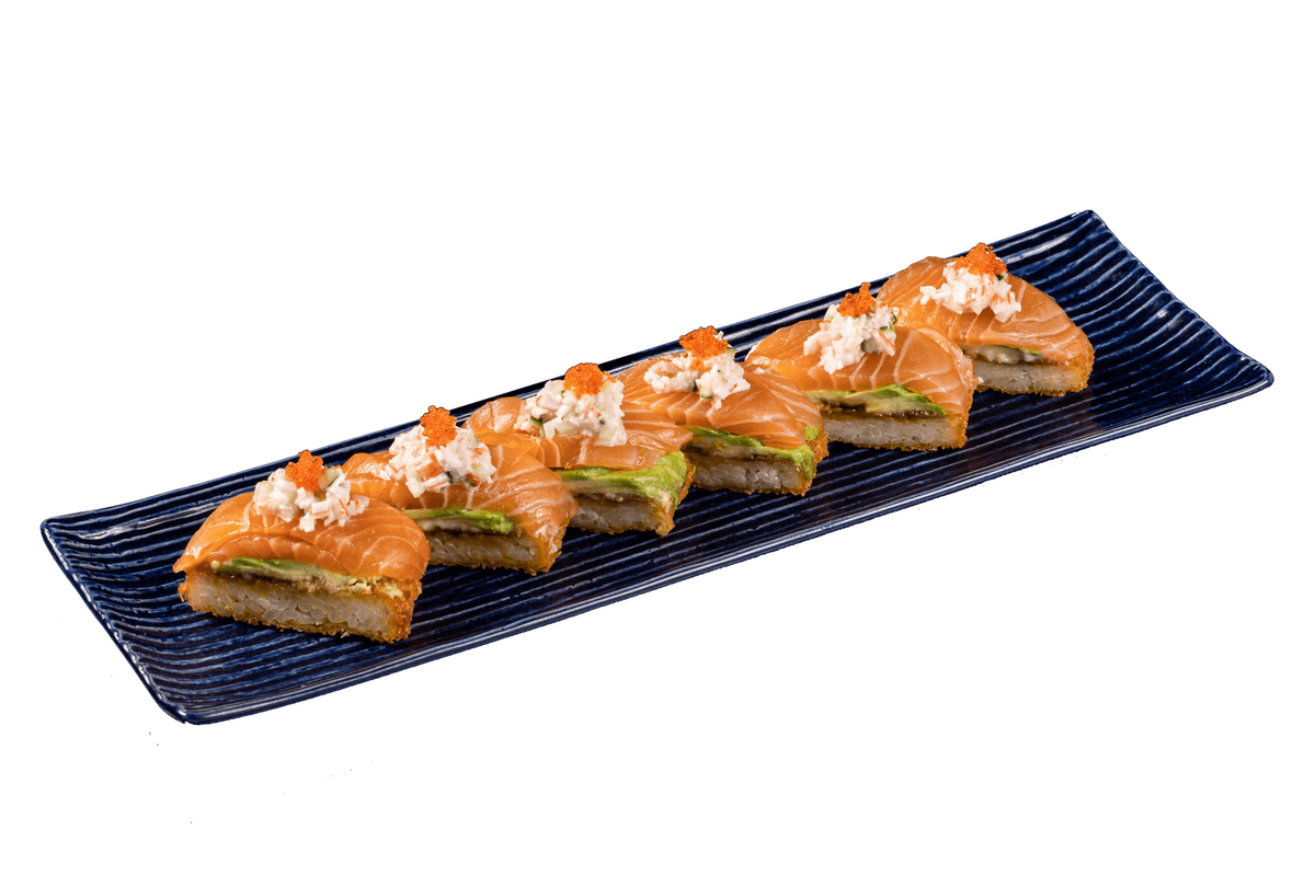 Salmon & Avocado Pizza