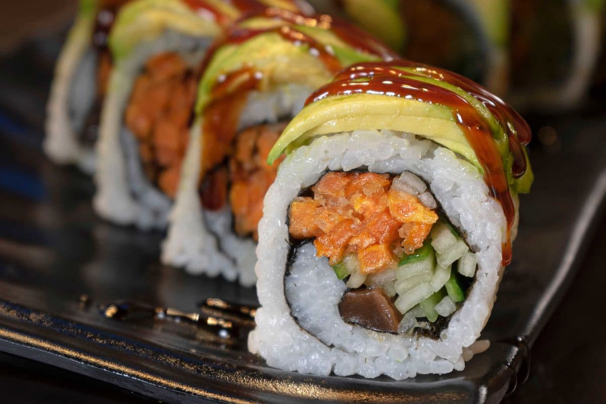 Veggie Dragon Roll Combo