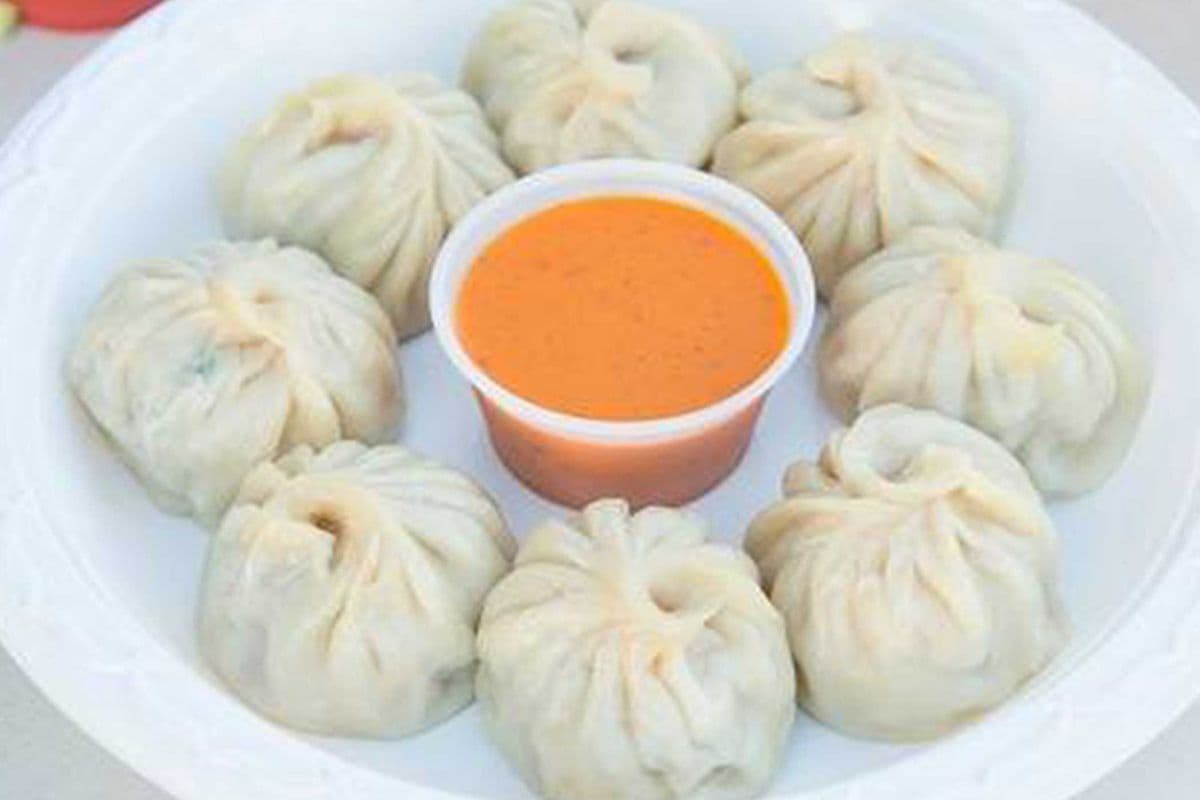 Steamed Momos Veg (8 pcs)
