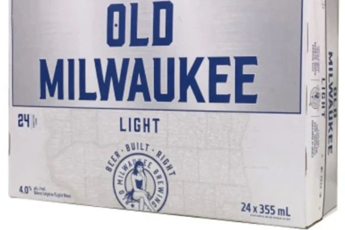Old Milwaukee Light 24PK 355ML CANS (24 x 355 ml)