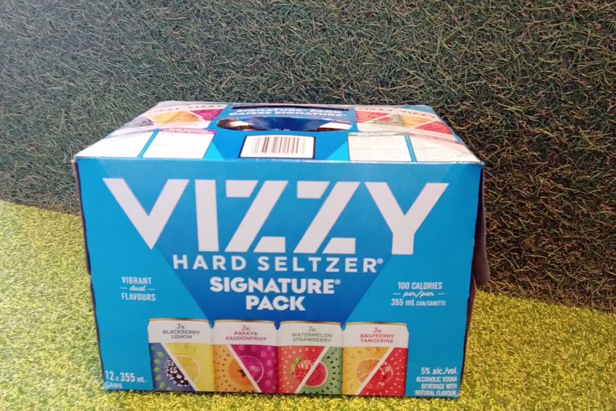 Vizzy Signature Hard Seltzer Variety Pack (12 x 355 ml)