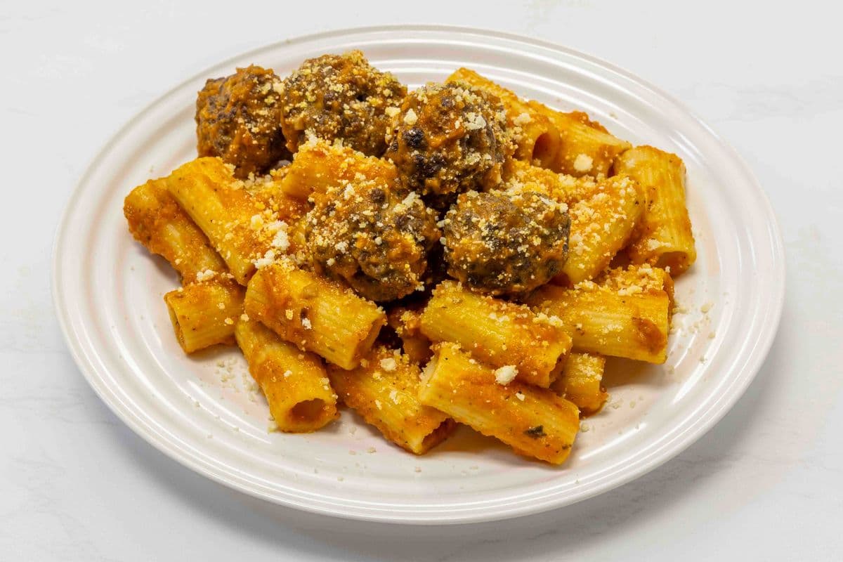 Rigatoni with Meatballs