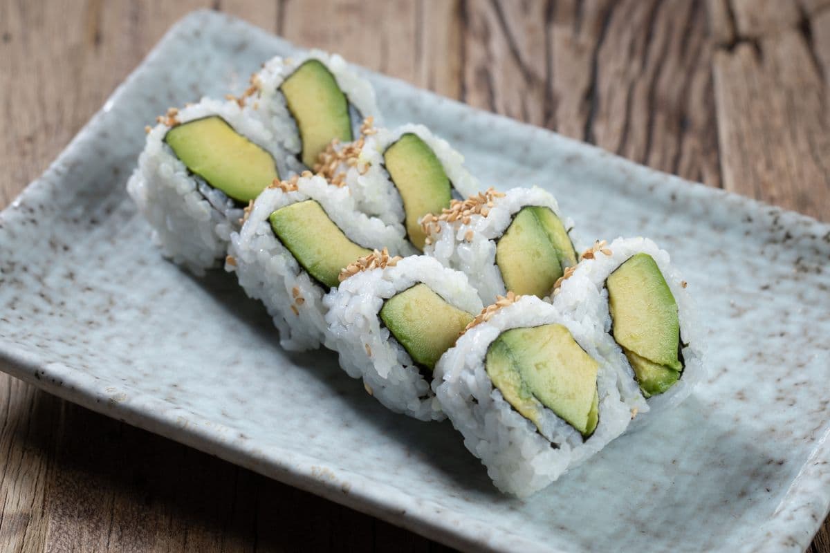 E18. Avocado Roll