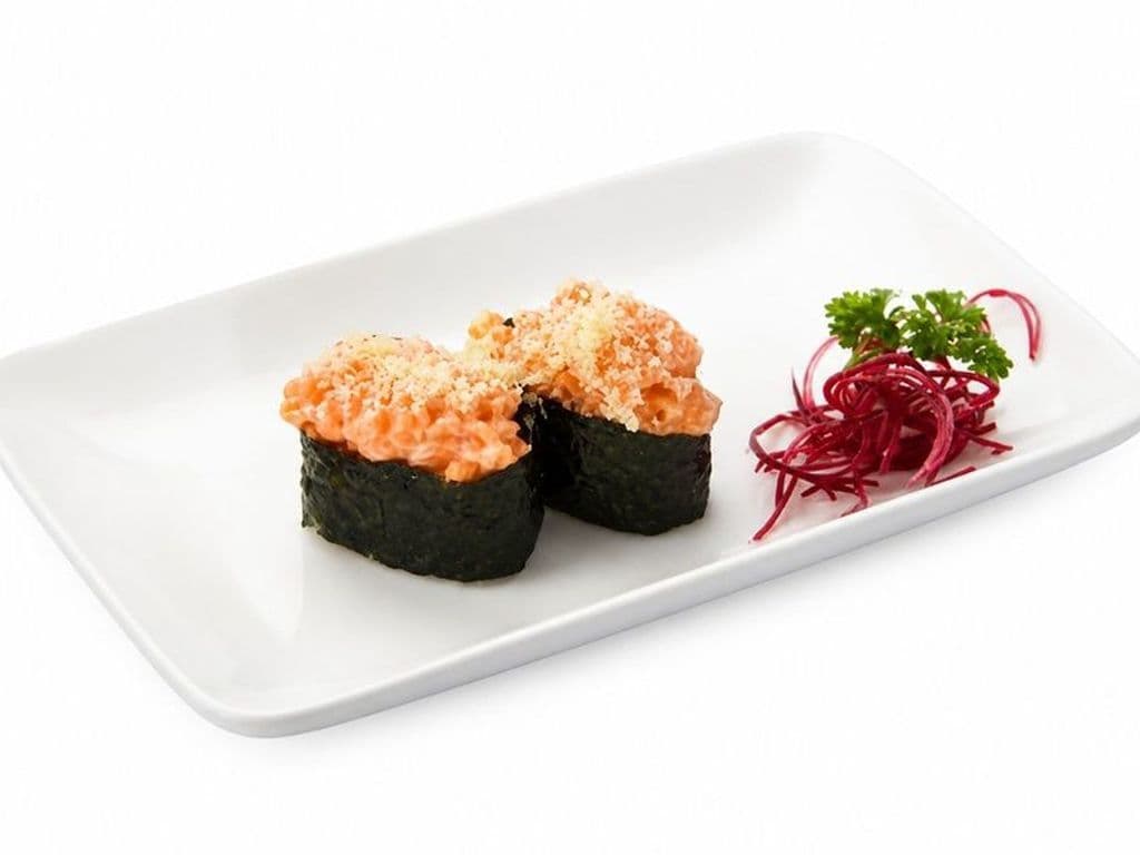 K19 Spicy Salmon Sushi (2pcs)