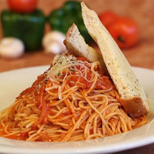 Spaghetti Alla Pomodoro Pasta