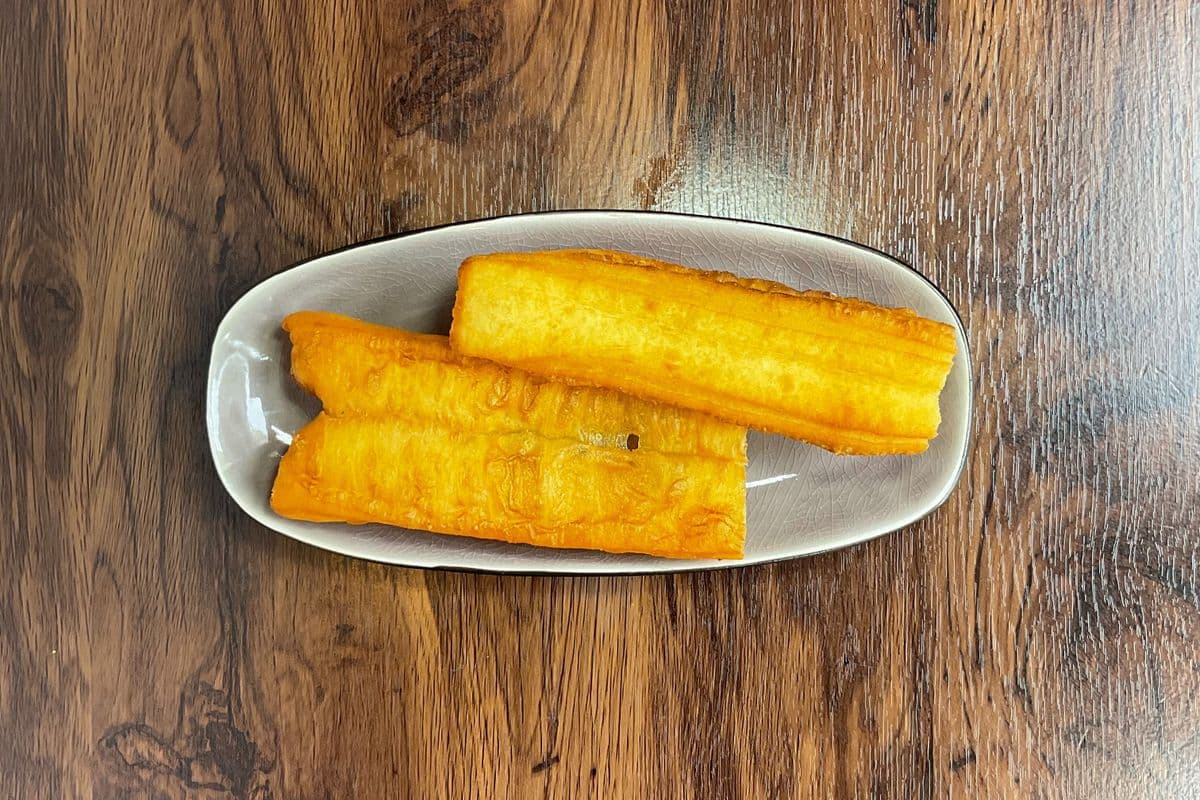 77.Beignes chinois/Deep-fried dough sticks