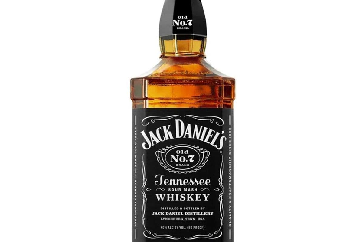 JACK DANIELS 1.75L WHISKEY 1.75 L • 40% ABV (1 x 1.75 L)