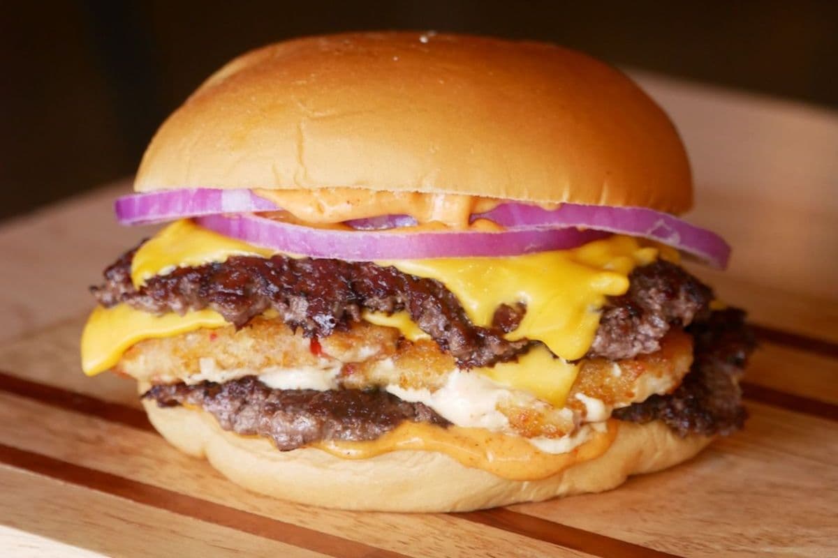 Jalapeño Popper Smash Burger