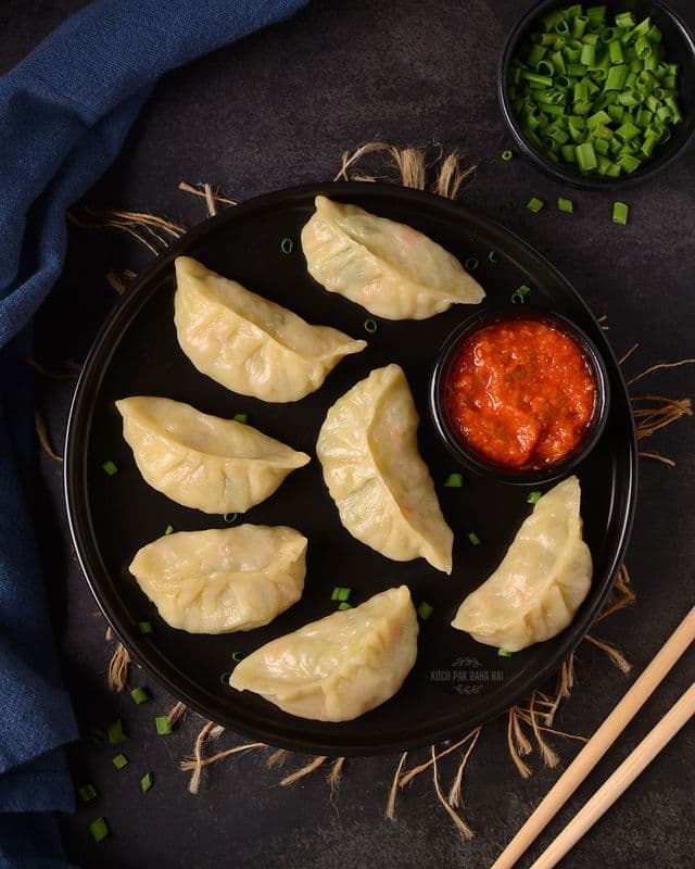 Veg. Steamed Momos 