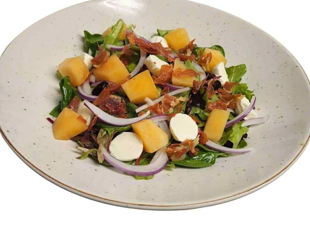 Seasonal Salad (Fall/Winter)