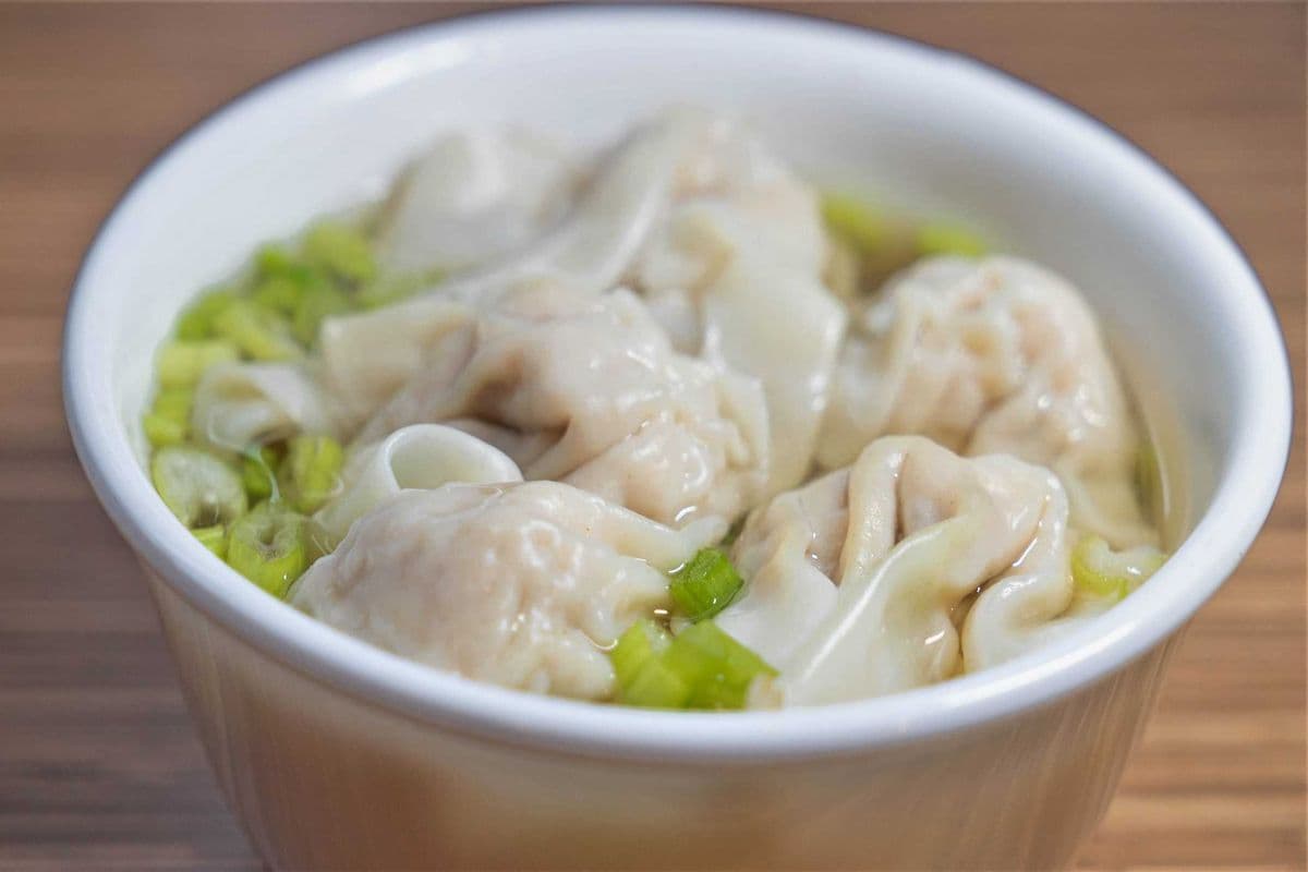 Wonton Soup (5 pcs)