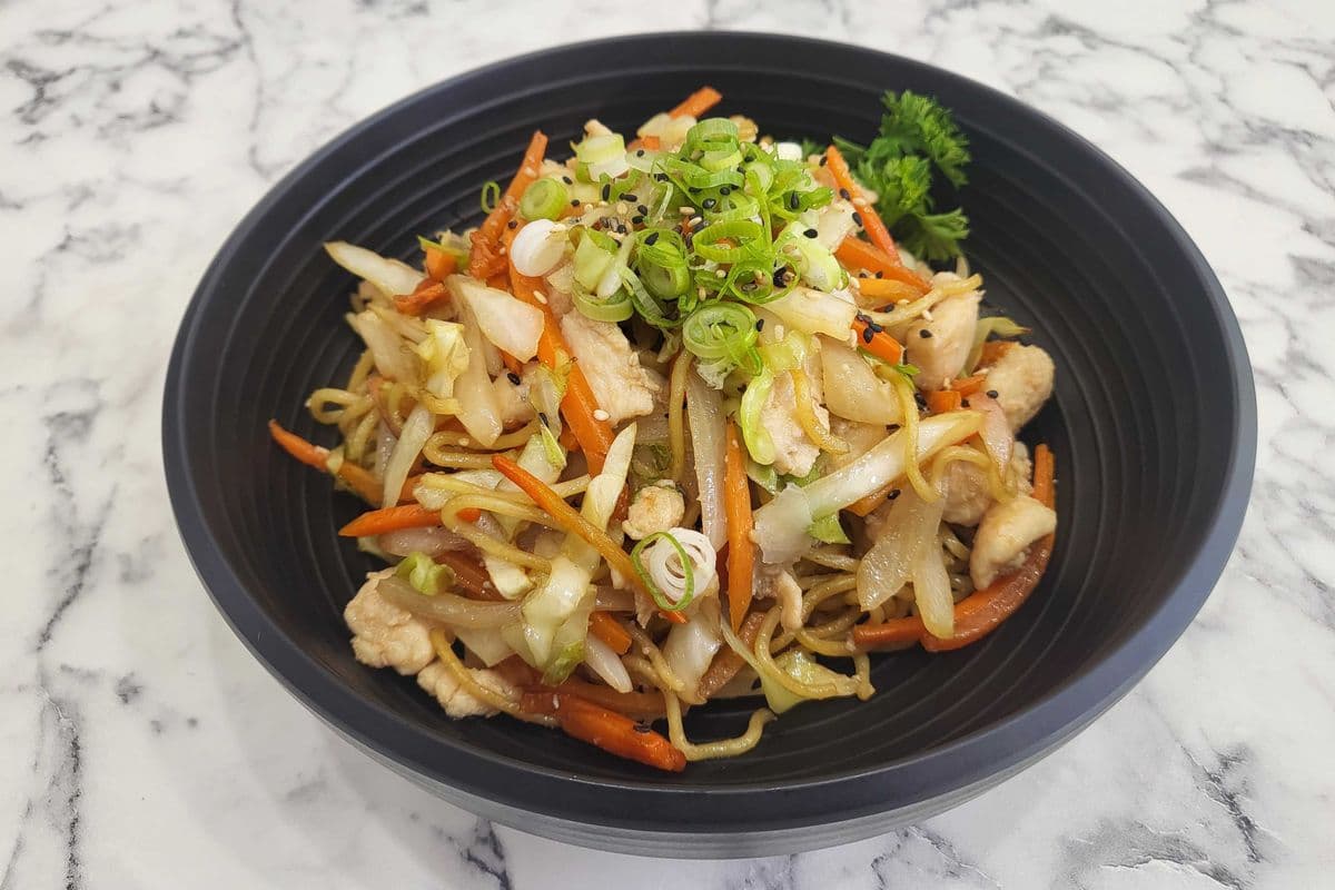 NT2. Chicken Yakisoba (Stir-Fried Noodle)