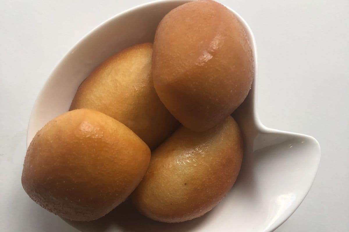 62.Petits pains frits（4mcx）/Deep fried steam bun（4pcs）