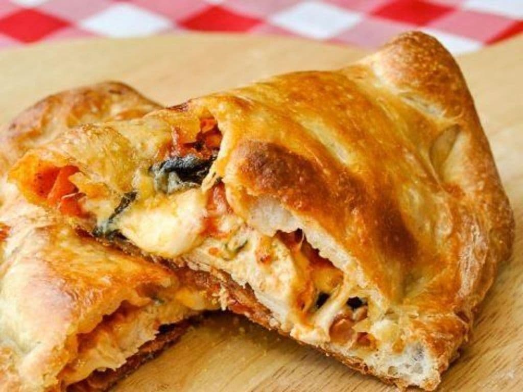 Pollo Picante Calzone SM.