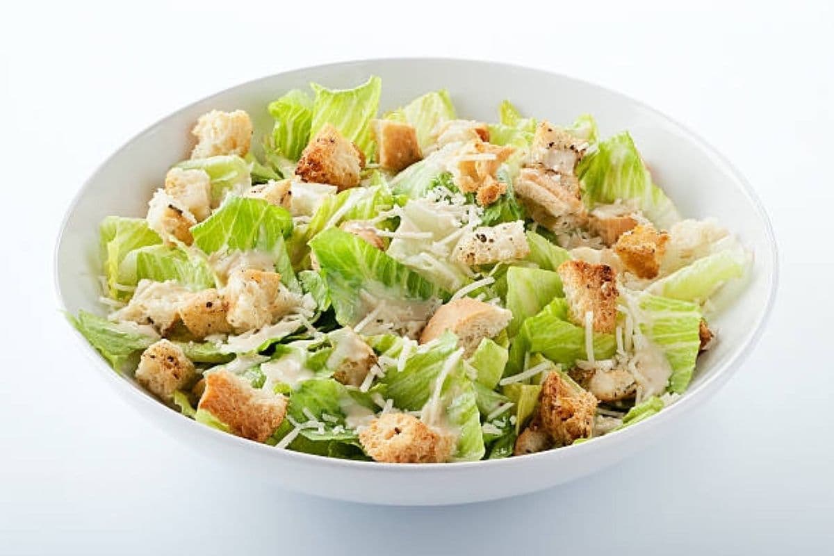 Caesar Salad (841 Cal)