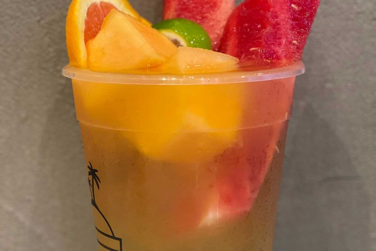 超大杯特调鲜果茶 Signature Fruit Tea (Jumbo Size)