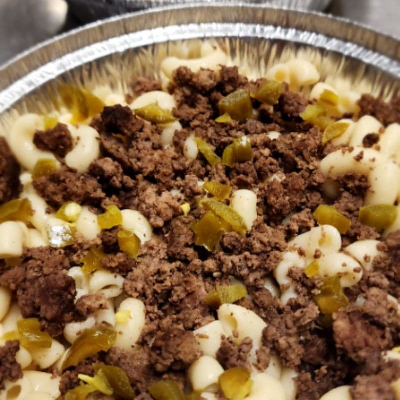 Mac N Cheese With Beef