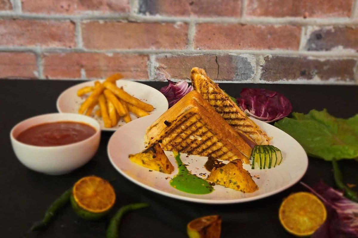 Paneer Tikka Grilled Sandwich