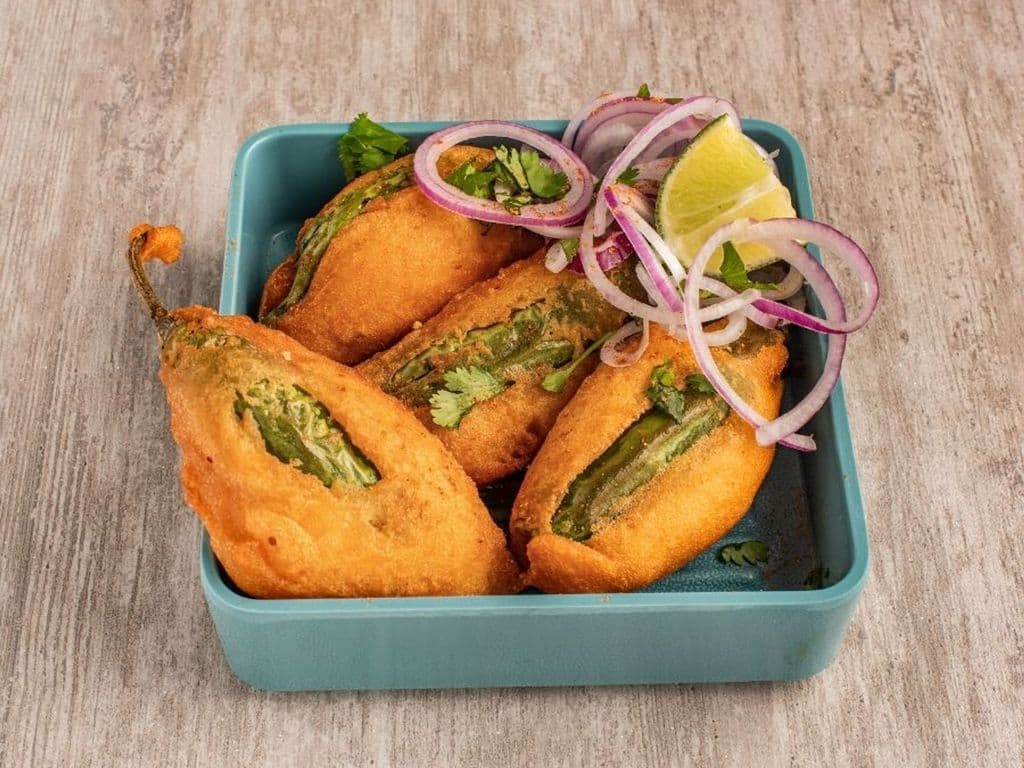 Mirchi Bajji ( 4 pieces)