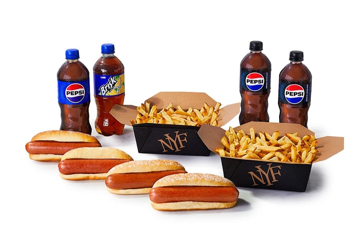Trio Hot-dog et frites pour 4 / Hot Dog & Fries Combo for 4
