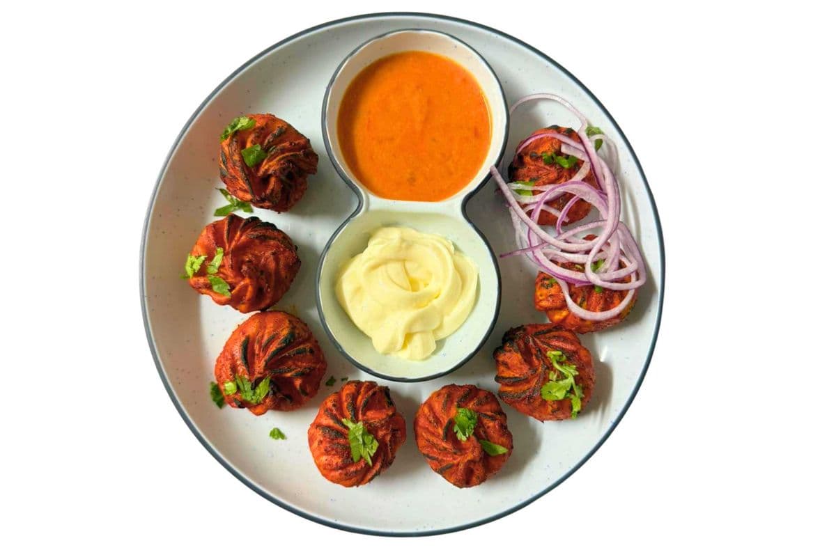 Tandoori Soya Veg Momos (8 Pcs)