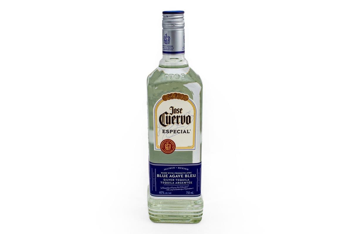 Jose Cuervo Especial Silver (750 ml) (1 x 750)