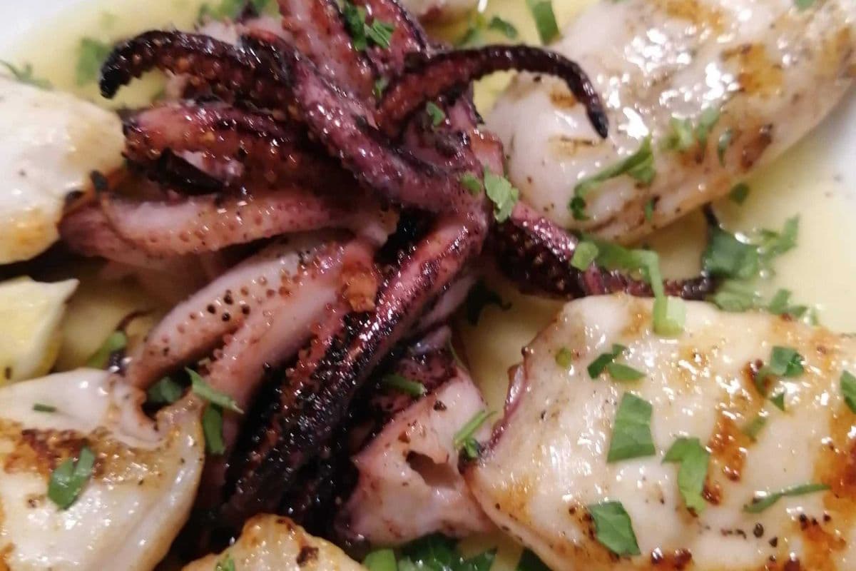 Calamars Grillés / Grilled Calamari