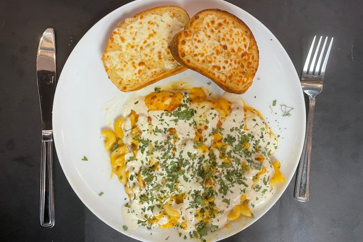 Indian Butter Mac 'n' Cheese