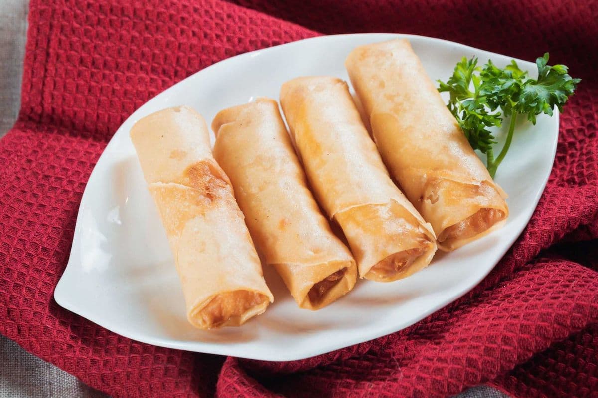 H04. Sweet-and-Sour Shrimp Rolls (4 pcs)