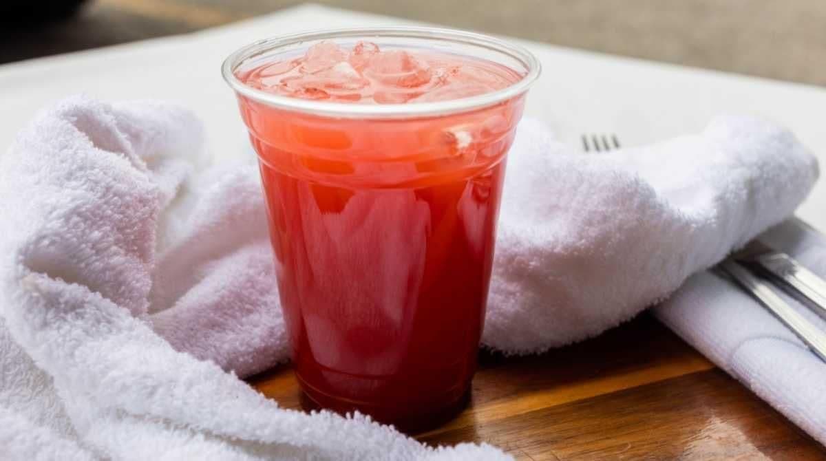 16 Oz Strawberry Lemonade